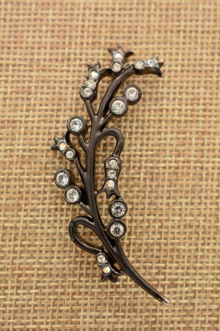 Givenchy Vintage Crystal Leaf Pin Brooch Rhinestone Christmas Signed 1980s BinAQ